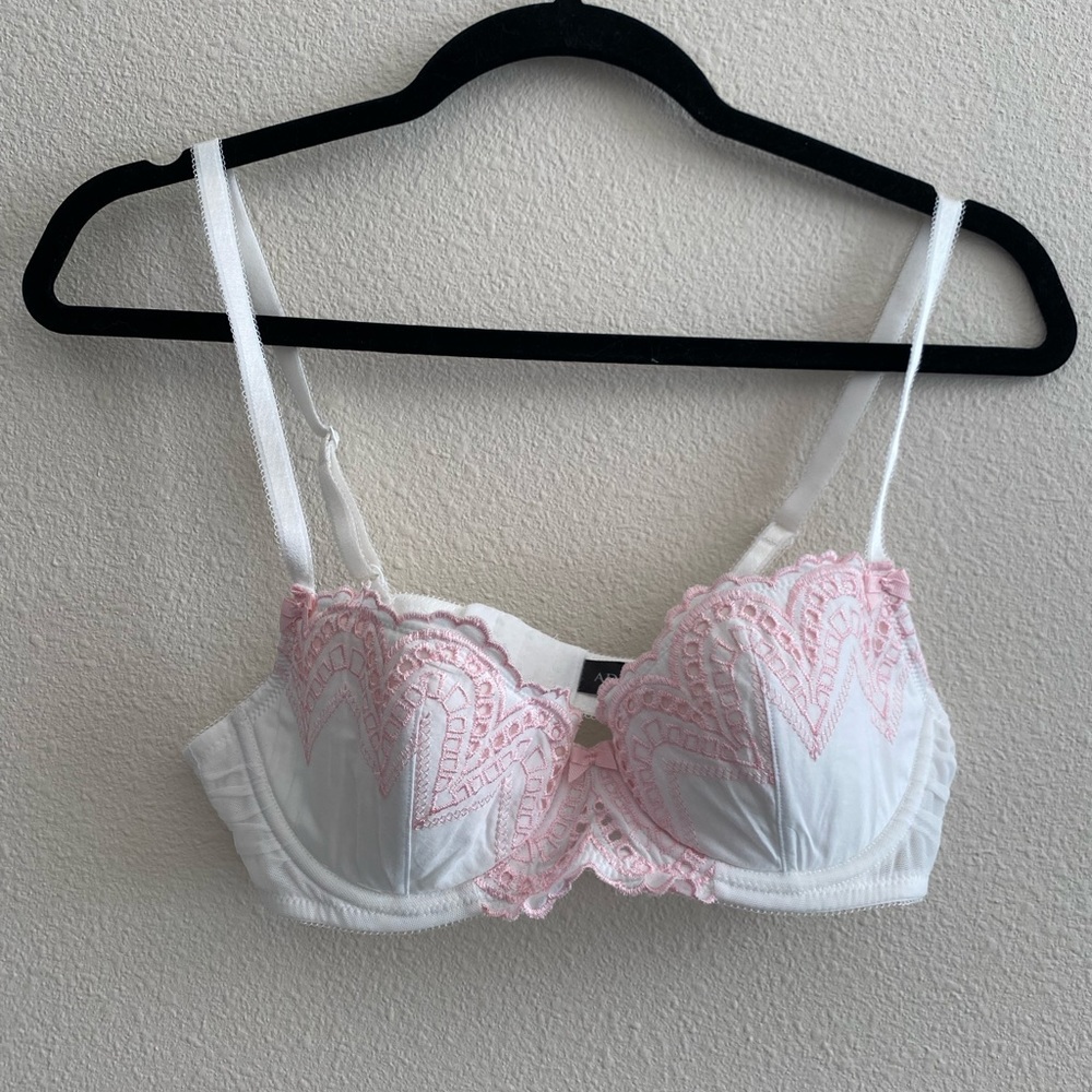 ADORE ME white pink mermaidcore bra  lightly lined 34B new without tag